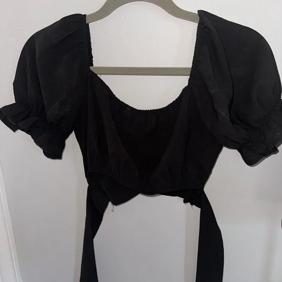 Elegant Black Women's Top - Picture 2 of 3